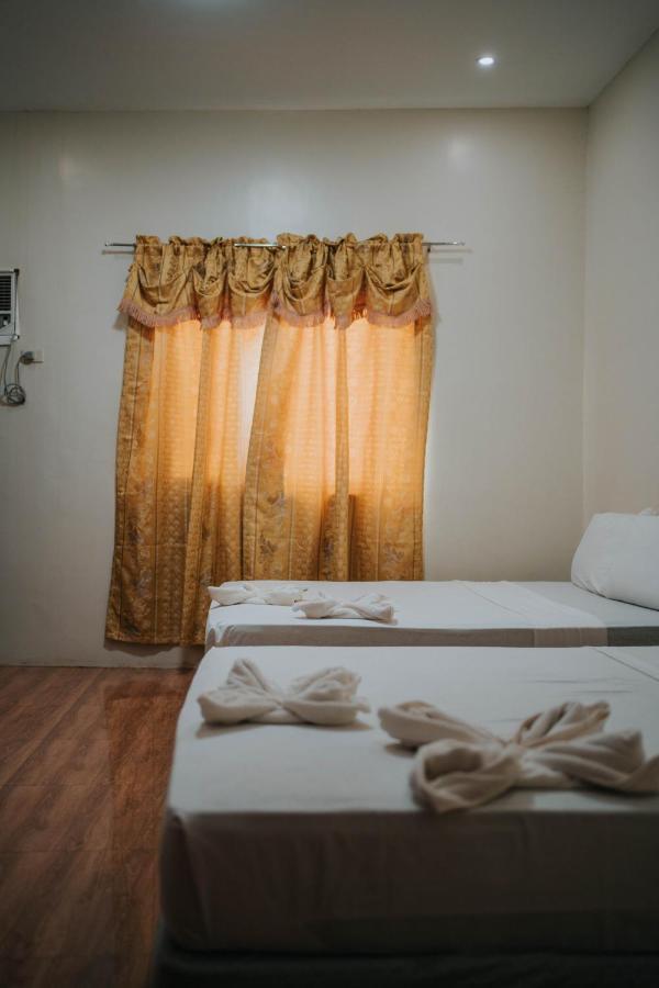 4K'S Pension House By Cocotel - Fully Vaccinated Staff Cebu ภายนอก รูปภาพ